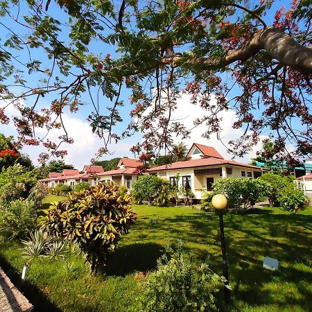 Attran Hotel Mawlamyine Luaran gambar