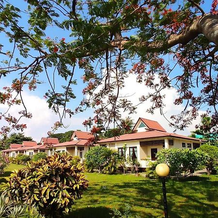 Attran Hotel Mawlamyine Luaran gambar