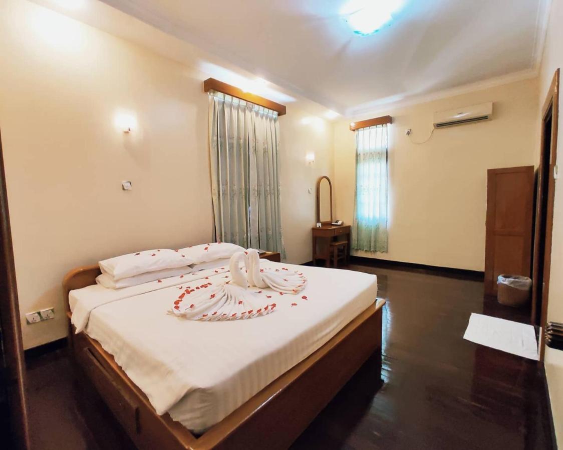 Attran Hotel Mawlamyine Luaran gambar