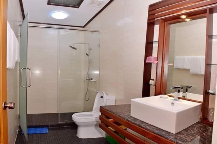 Attran Hotel Mawlamyine Luaran gambar