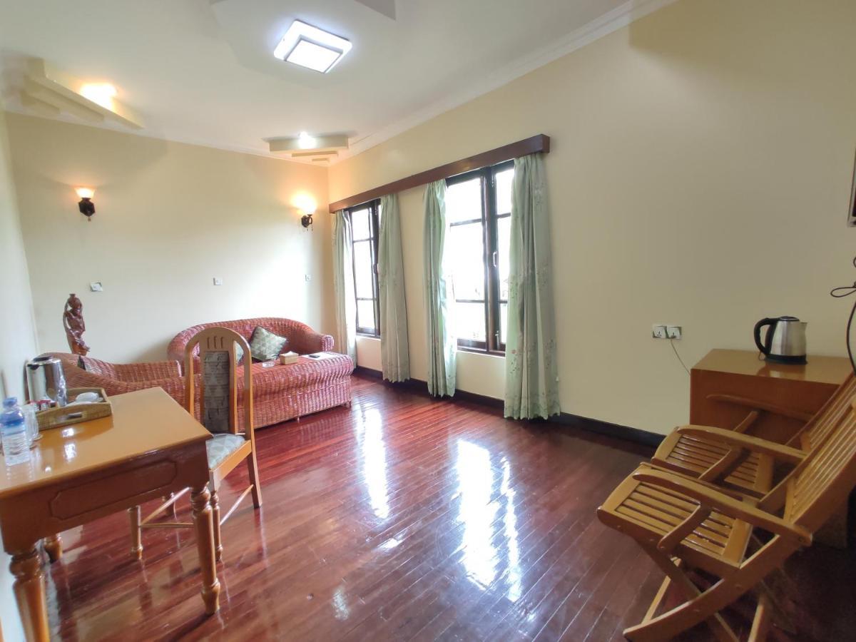 Attran Hotel Mawlamyine Luaran gambar