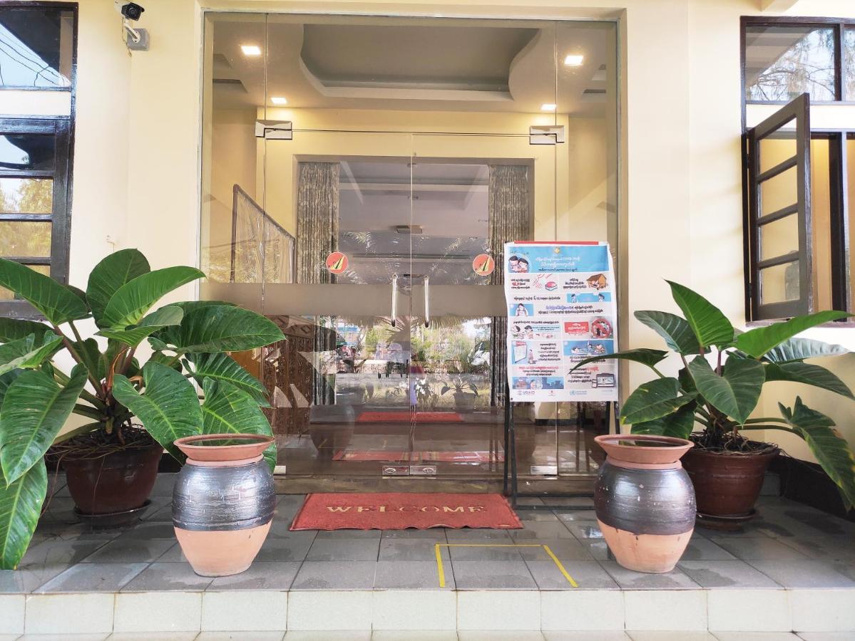 Attran Hotel Mawlamyine Luaran gambar